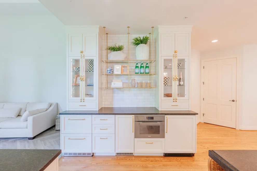 Upscale Kitchen Renovation in Lake Oswego by Lamont Bros. Design & Construction - Photo 9