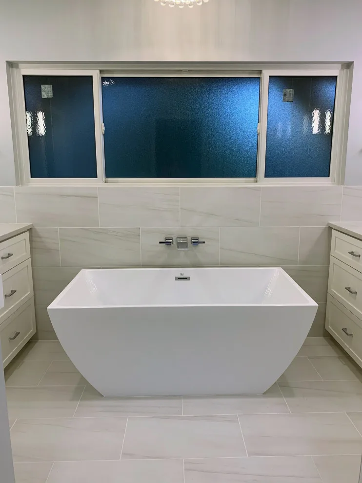 Sammamish Lake Main Bathroom by Paul Thomas Designs, LLC - Photo 7