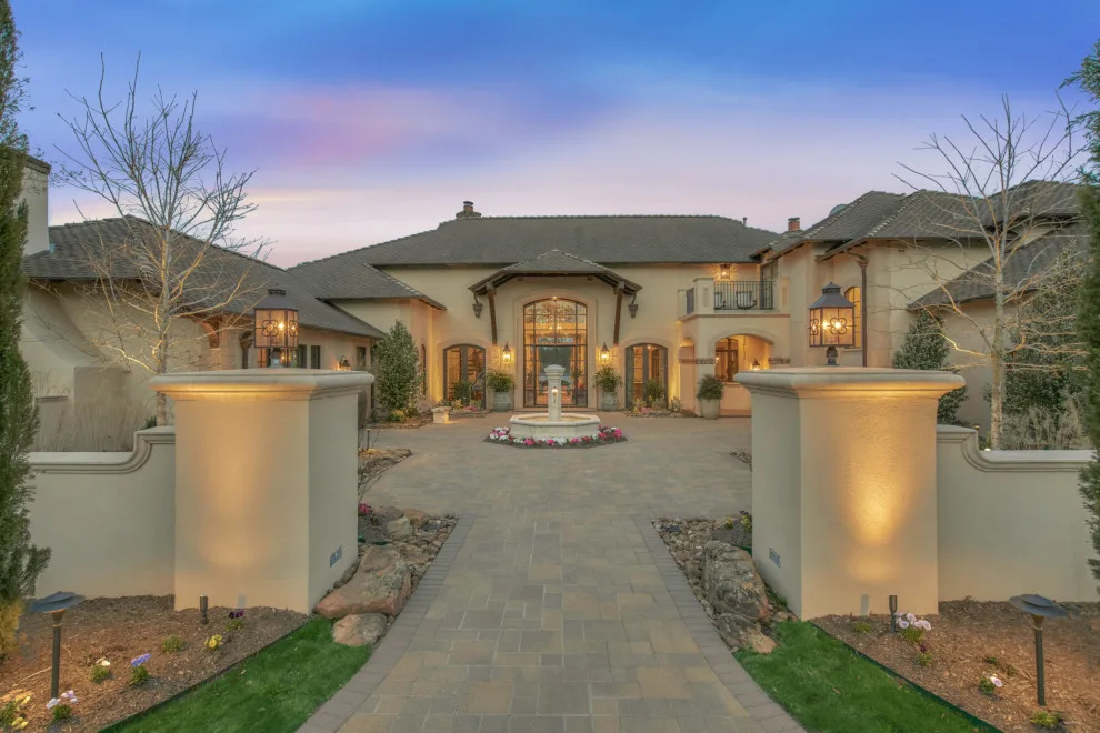 Lakefront Villa Complete Home Makeover by Matt Powers Custom Homes & Renovations - Photo 8