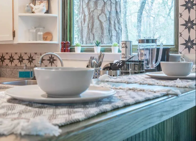 Lake Livingston Cottage Getaway by Leisure Blvd - Photo 17
