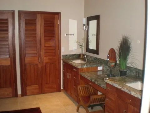 Restrooms by Designs By MDM Hawaii - Photo 3