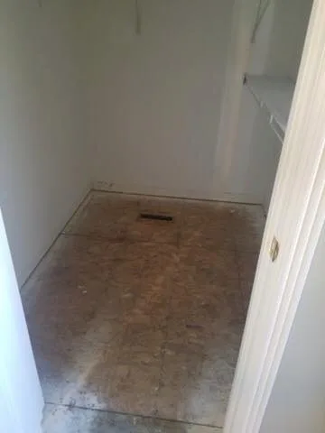 Complete Home Flooring and Wall Painting by Crews Professional Building - Photo 4