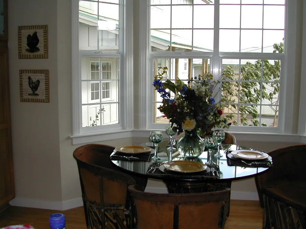Eating Areas by Designs By MDM Hawaii - Photo 2