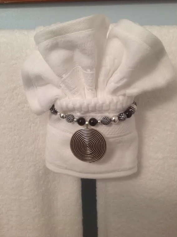 Bespoke Accessories by Designs By MDM Hawaii - Photo 23