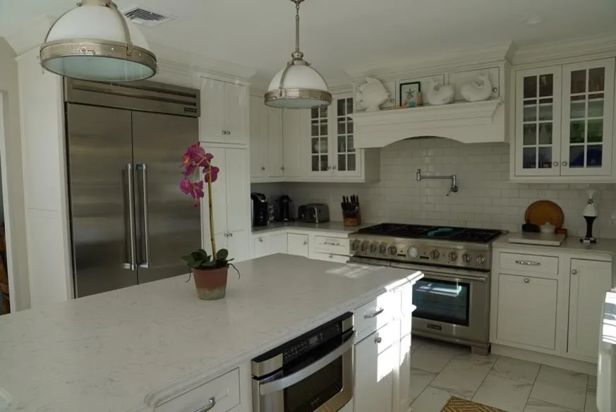 Timeless White Kitchen by Michael Aiello Construction, Inc. - Photo 3