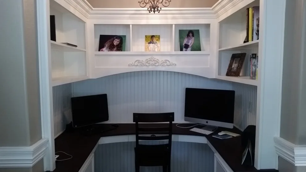 Rebeca's workspace by Wood Wise Carpentry LLC - Photo 2