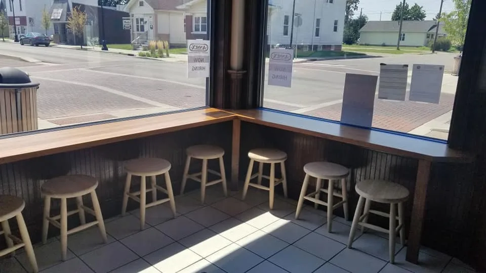 Dining Establishment by Crews Professional Building - Photo 7