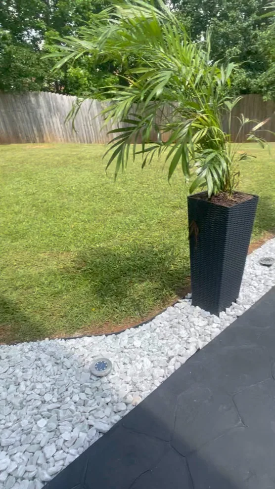 Johnnys Fire Pit And Border - Photo 5