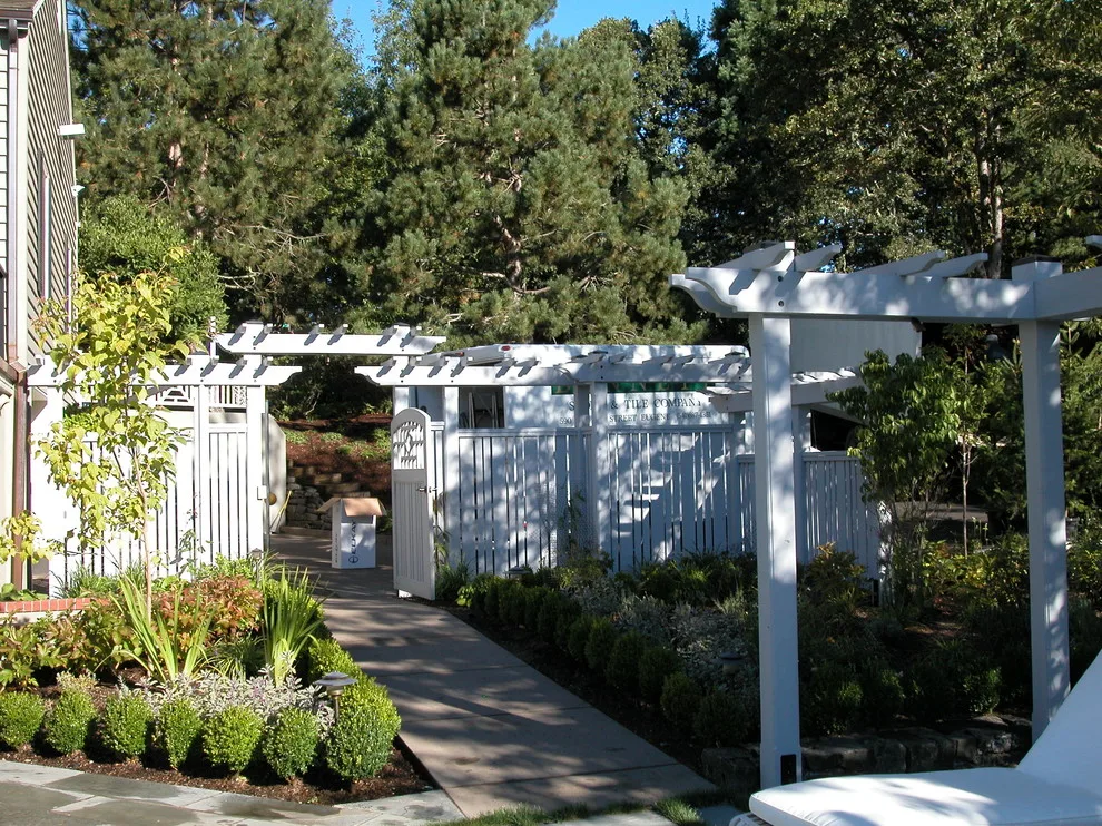 A Classical Haven - A Home by Stangeland And Associates - Photo 4