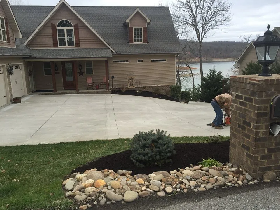 Residential Garden Design by Wadescapes - Photo 14