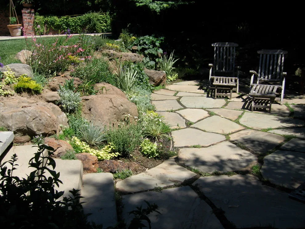 Walkways and Outdoor Spaces by Gardens & Gables - Photo 7