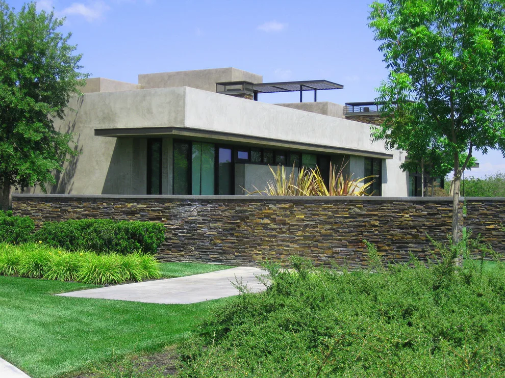Modern Bluff Home by Westfall Design Studio - Photo 2