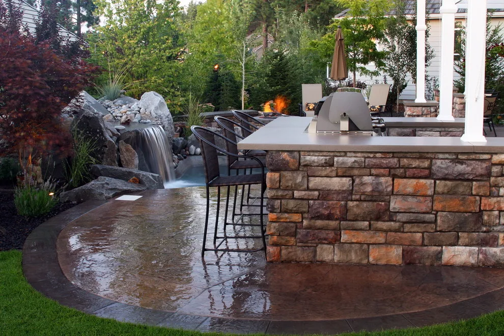 Comfortable Outdoor Patio by Coppercreek Landscaping - Photo 9