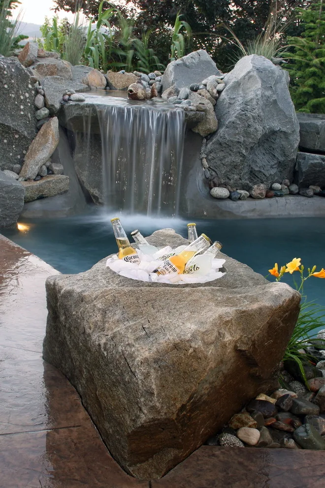 Comfortable Outdoor Patio by Coppercreek Landscaping - Photo 7