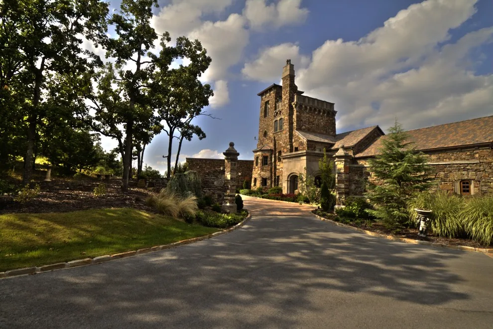 Dromborg Fortress by Landform Designs - Photo 5