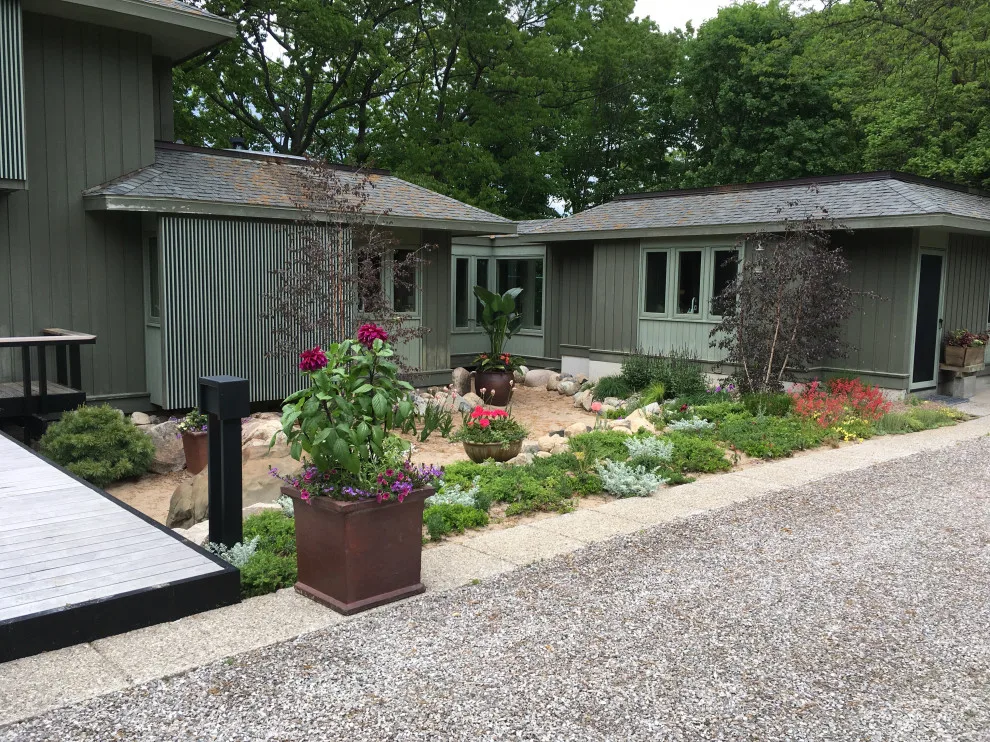 Glen Arai, Redefined by Cre Woodard, Landscape Design And Construction - Photo 4
