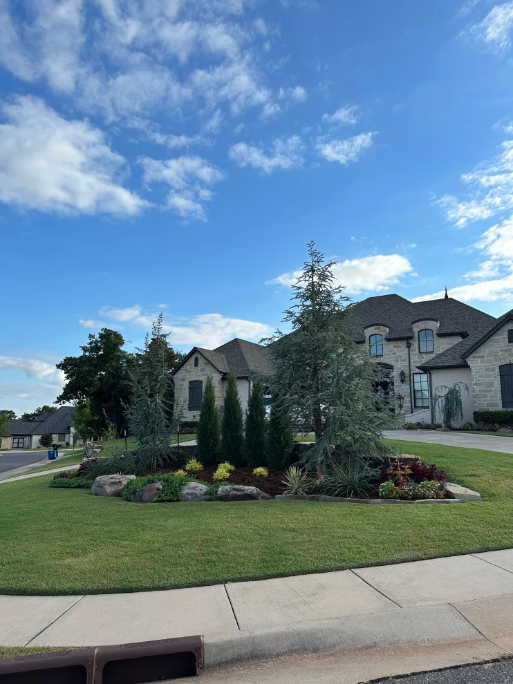 Garden Care Services by Davis Garden & Landscape - Photo 2