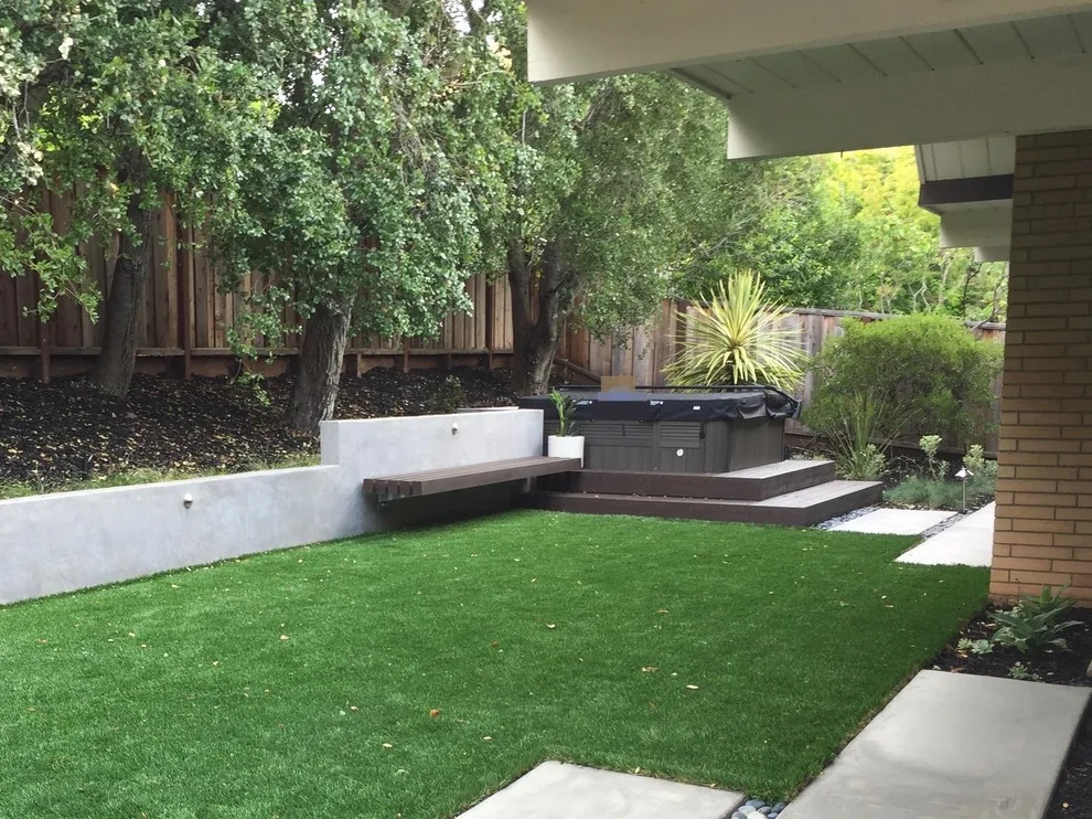 Aquatic Elements, Hot Tubs, and Swimming Areas by Gardens & Gables - Photo 7