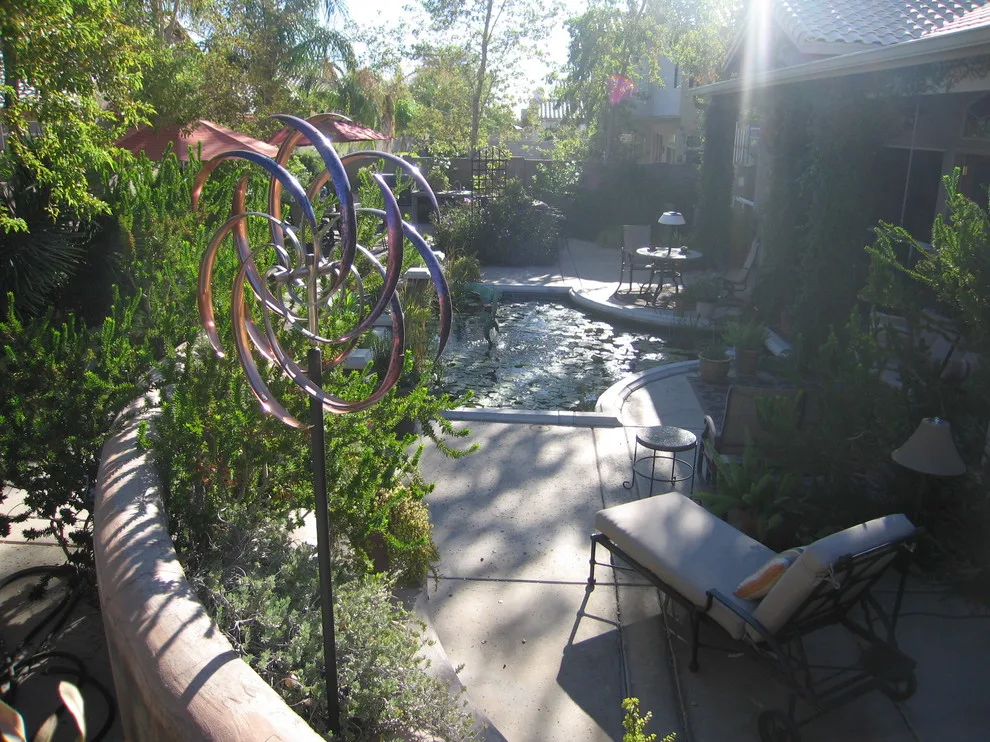 Living Rooms Landscape Design - Photo 5