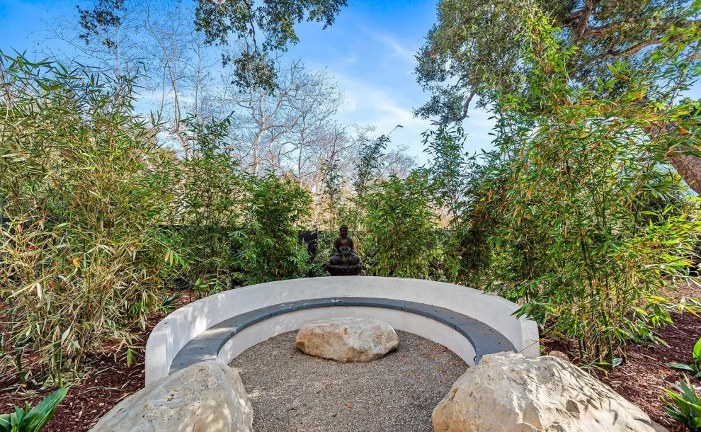 Contemporary California Estate Garden by Loom + Leaf Outdoor - Photo 22