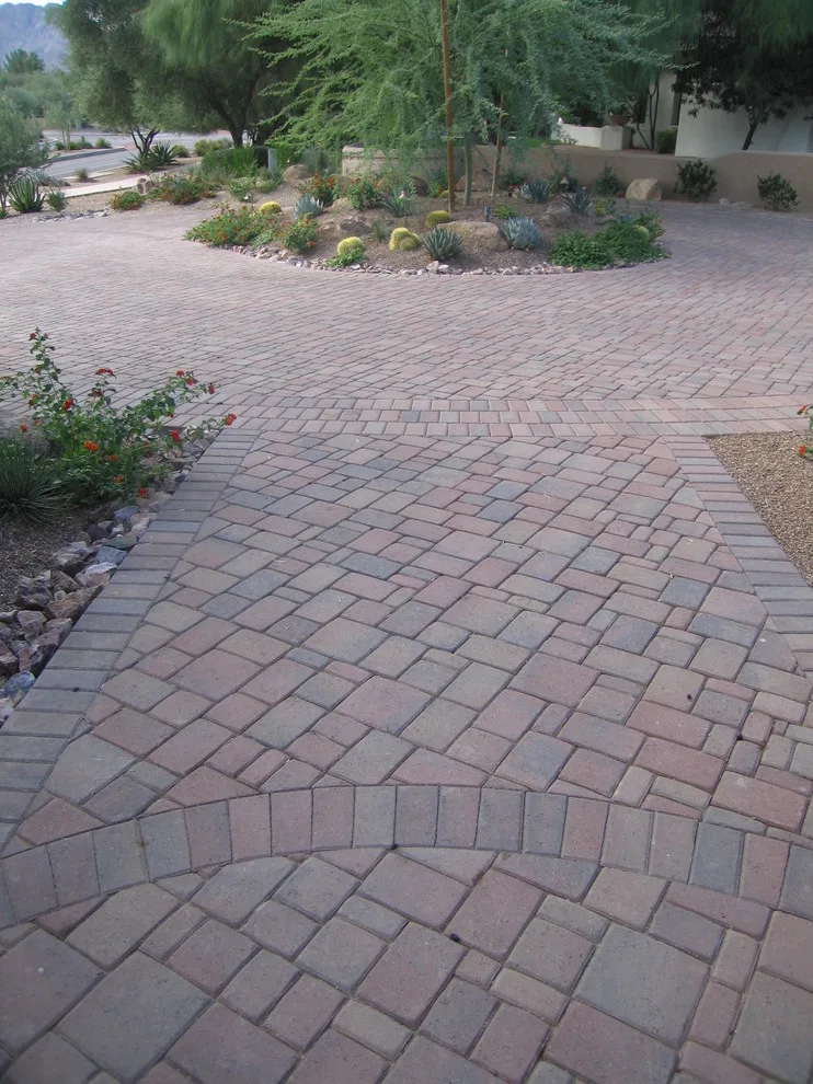 Paver Showcase: Distinctive Paver Designs by Living Rooms Landscape Design - Photo 2