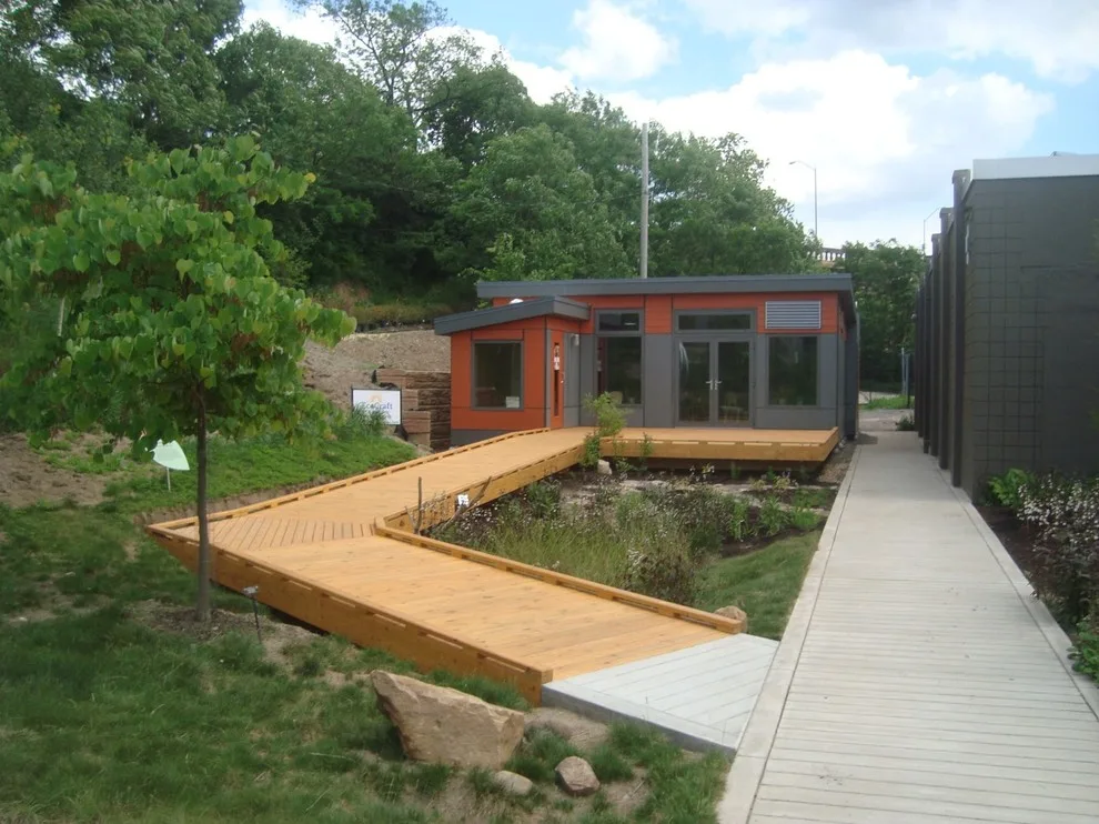 Phipps Conservatory - SEED Classroom - Access and Deck for Boardwalk Entry by Karl Steinmetz Landscape Architect - Photo 3