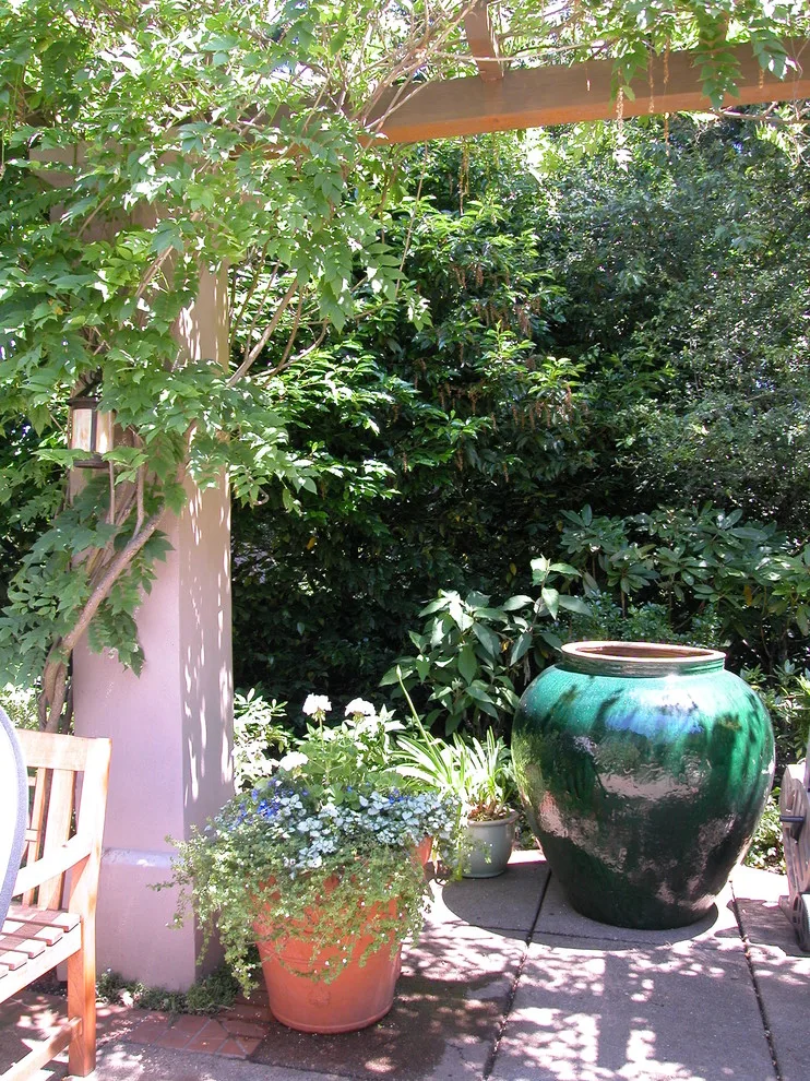 Crimson and Emerald - A Home by Stangeland And Associates - Photo 9