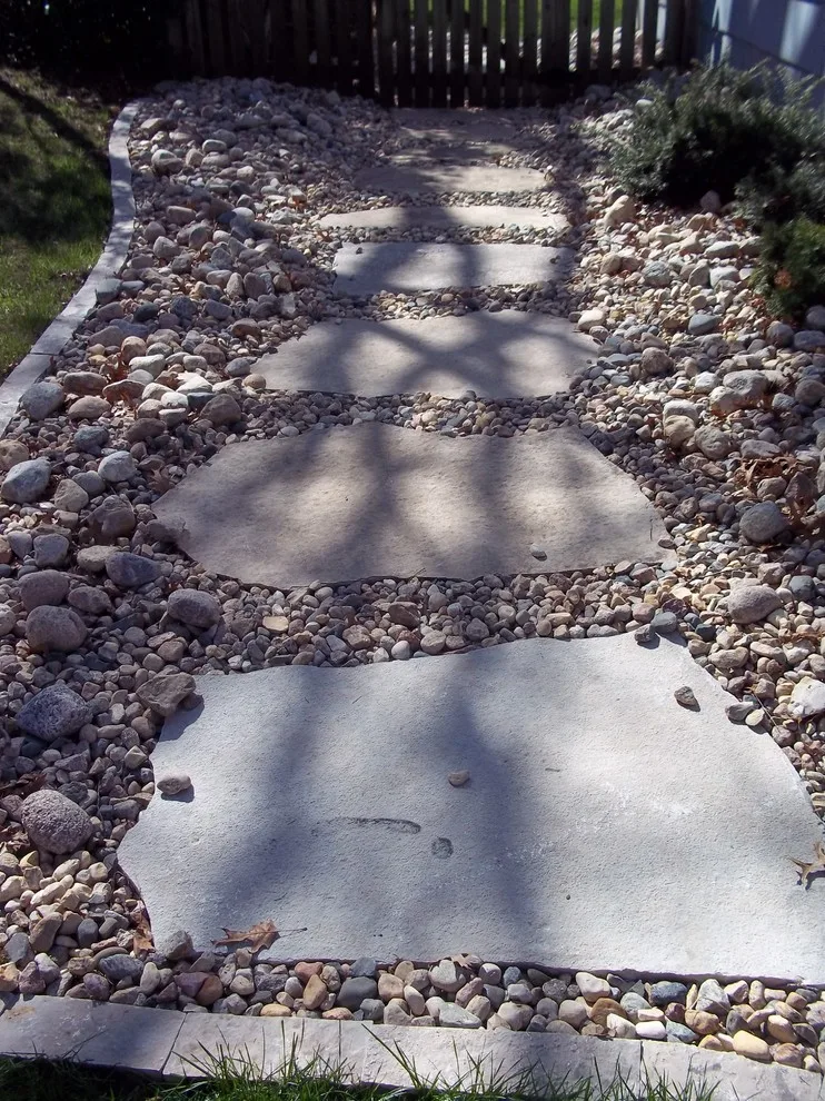 Paths by Second Nature Outdoor Living & Landscaping - Photo 4