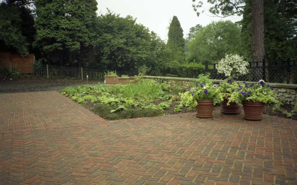 A Garden in the Arts and Crafts Style by English Landscape LLC - Photo 12