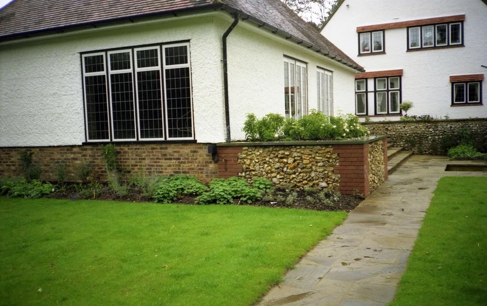 A Garden in the Arts and Crafts Style by English Landscape LLC - Photo 6