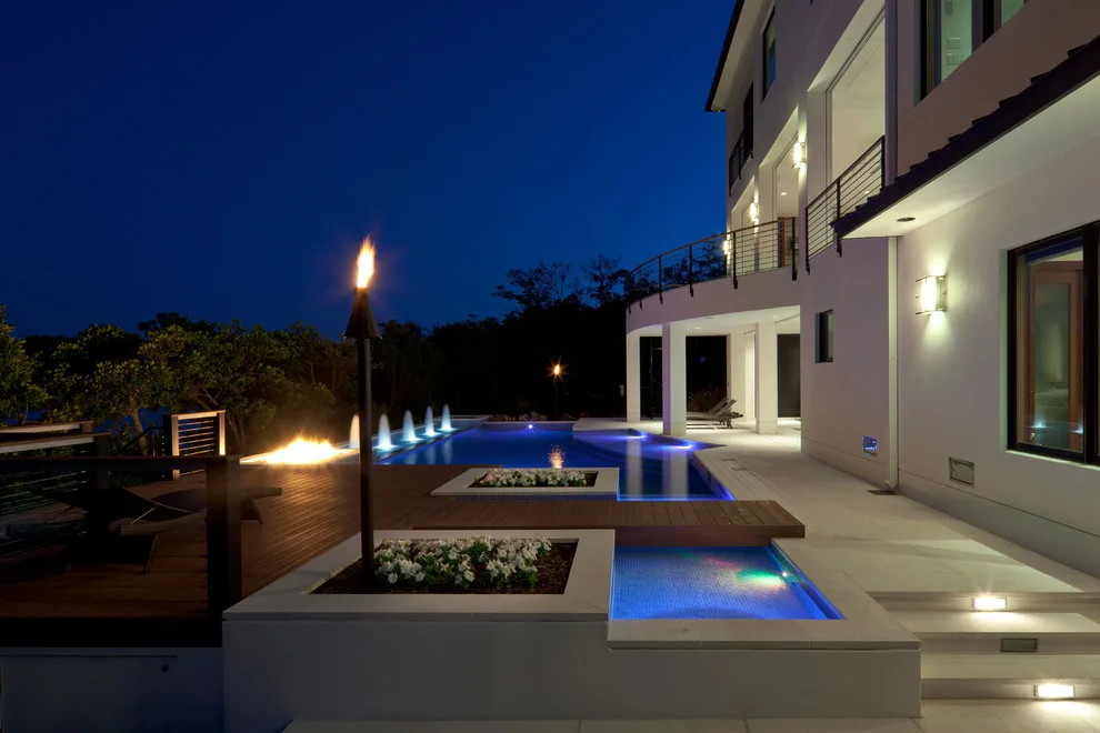 Barefoot Coastal Home by G2 Studios / G2 Aquatics, Inc. - Photo 7