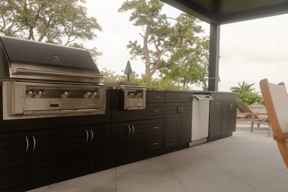 BRADLEY CREEK LOCATION by HOLMGREN Luxury Exterior Design - Photo 24