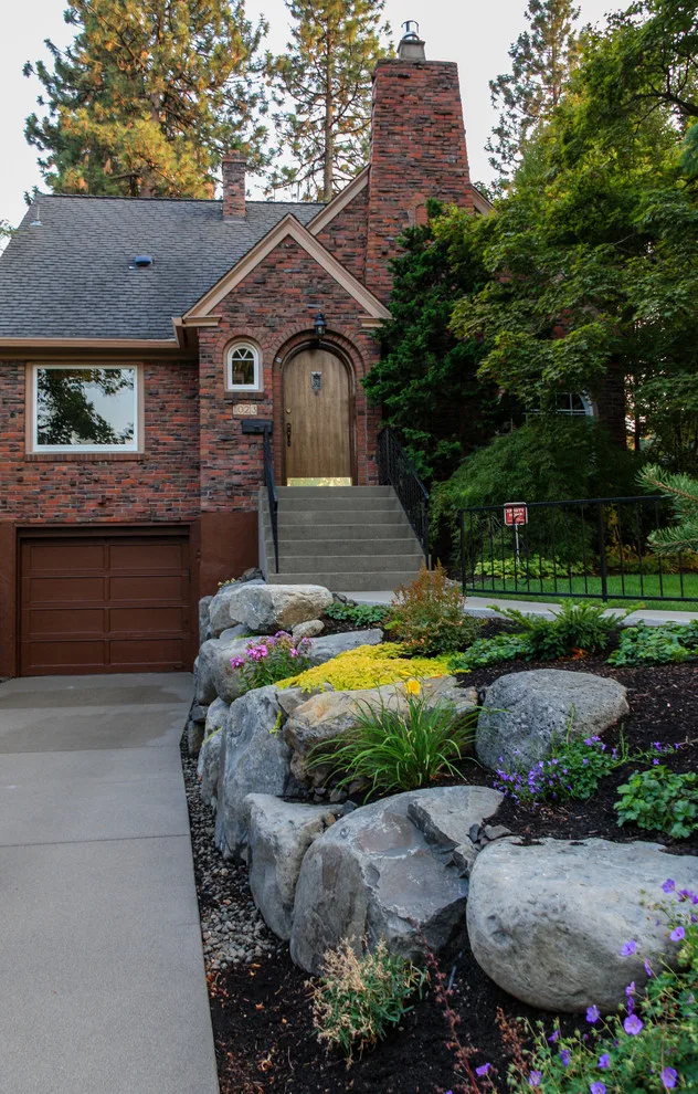 Canon Hill Entranceway by Pacific Garden Design - Photo 16