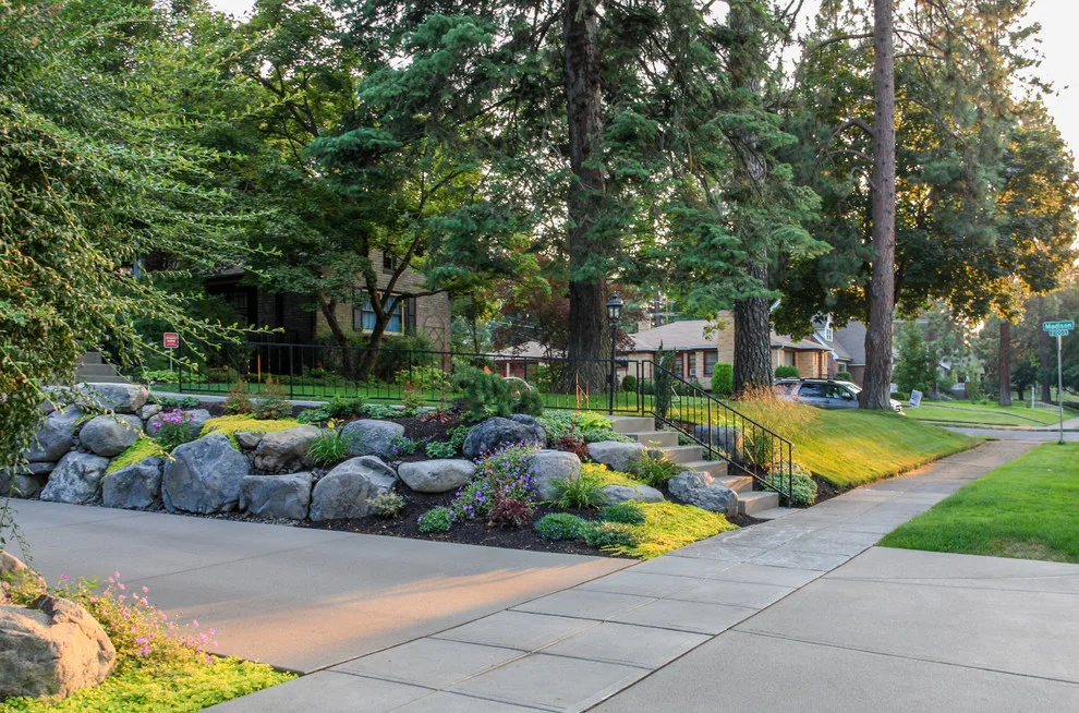 Canon Hill Entranceway by Pacific Garden Design - Photo 23