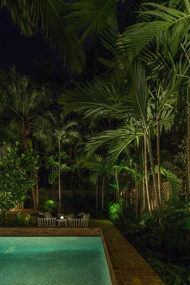 Traditional Key West by Craig Reynolds Landscape Architecture - Photo 8