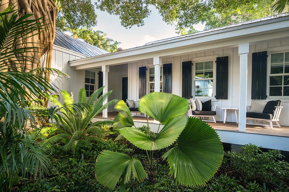 Traditional Key West by Craig Reynolds Landscape Architecture - Photo 5