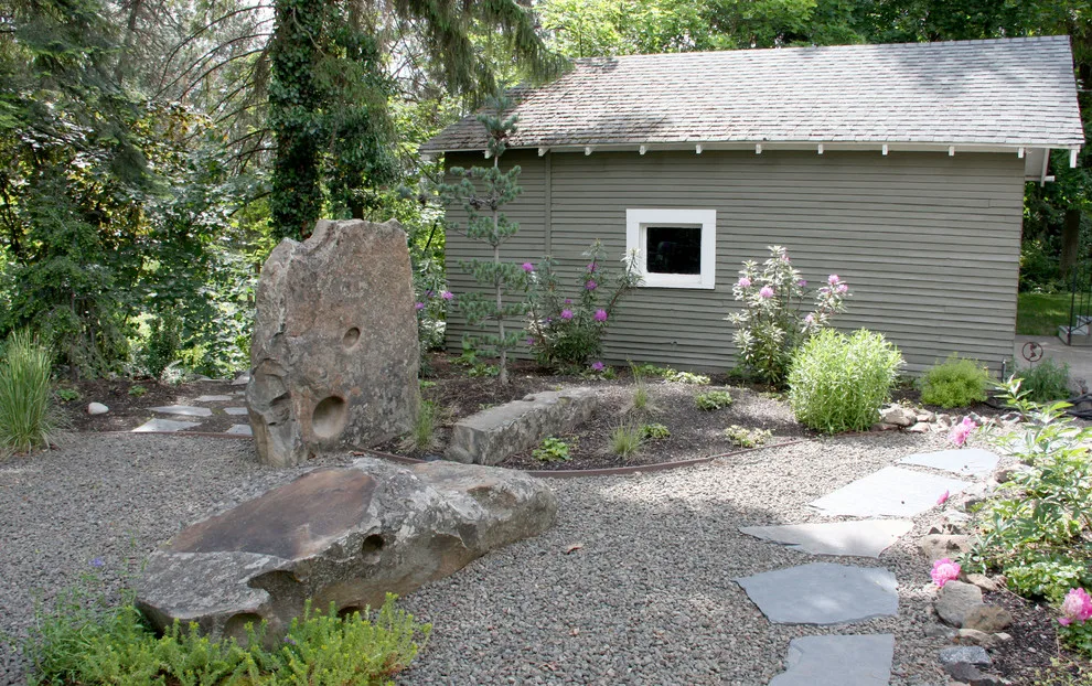 Modern Cliff Park by Pacific Garden Design - Photo 9