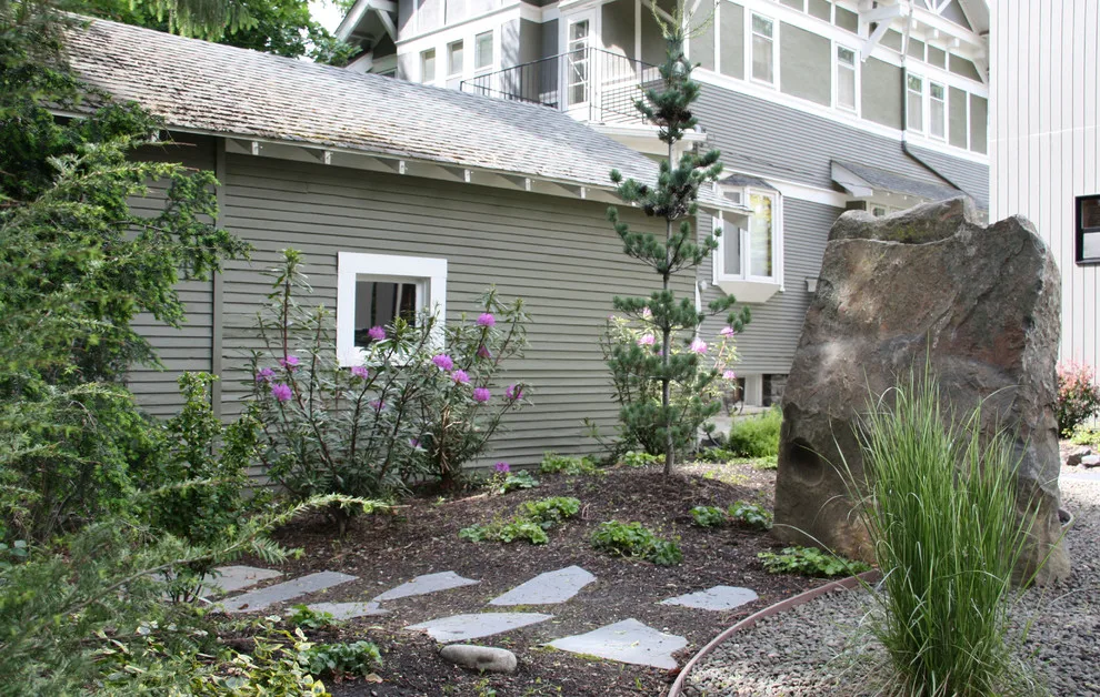 Modern Cliff Park by Pacific Garden Design - Photo 12