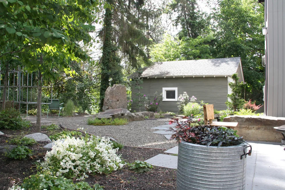 Modern Cliff Park by Pacific Garden Design - Photo 5