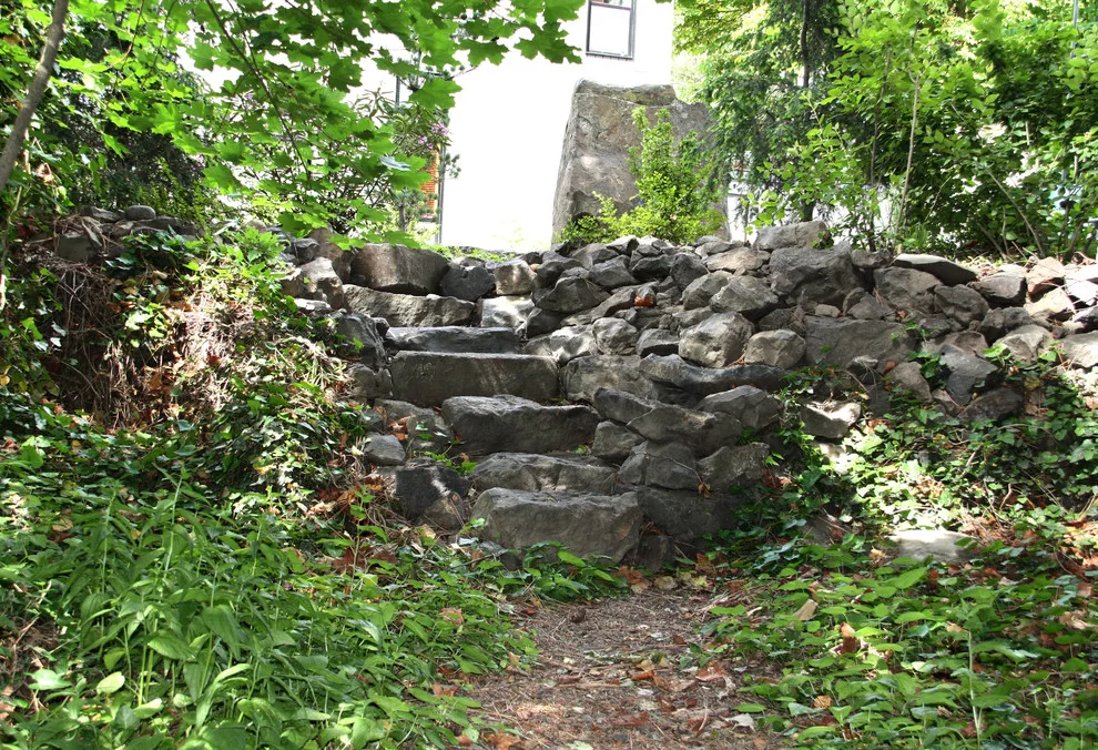 Pacific Garden Design - Photo 12