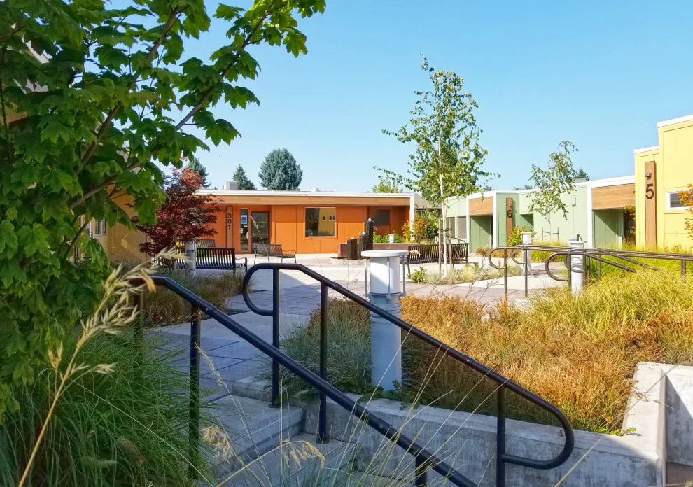 Coburg Healthcare Courtyards by The Satre Group - Photo 5