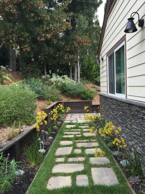 Modern Hilltop by Haven Home And Garden Design - Photo 2