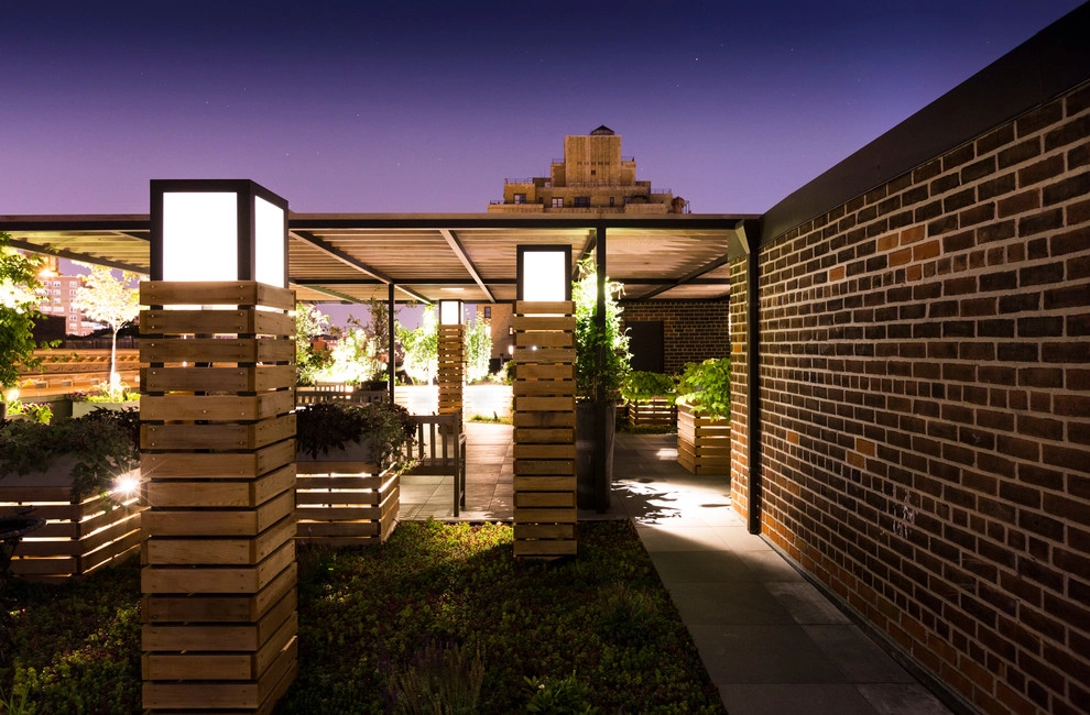 West Village Co-Op by Christian Duvernois Landscape/Studio - Photo 4