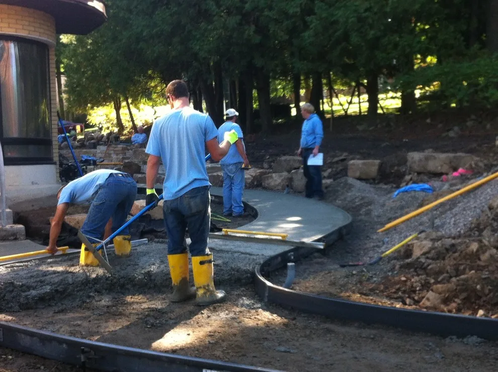 Home-Based Curved Creations by Landscape Solutions By Susan Murphy, LLC - Photo 2
