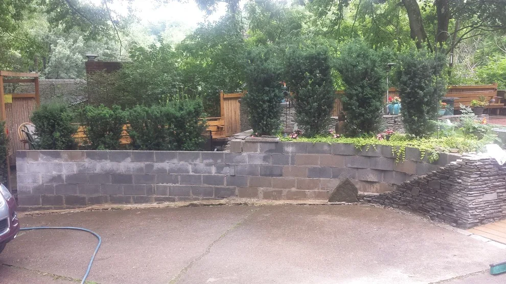 Entrance Barrier by Paoke Stoneworks - Photo 2