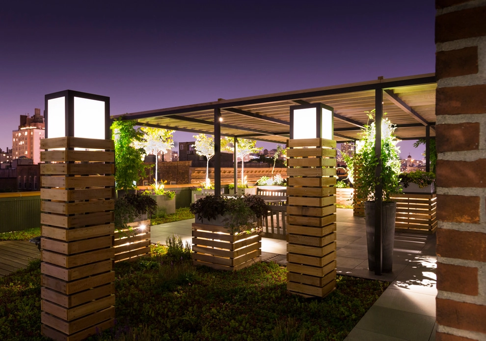 West Village Co-Op by Christian Duvernois Landscape/Studio - Photo 8