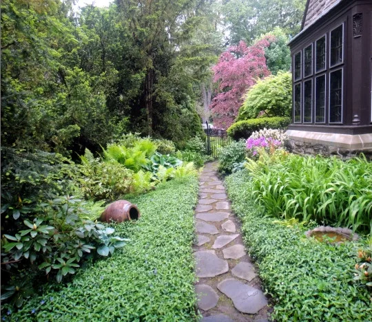 Joan Lanier Landscape Design - Photo 5