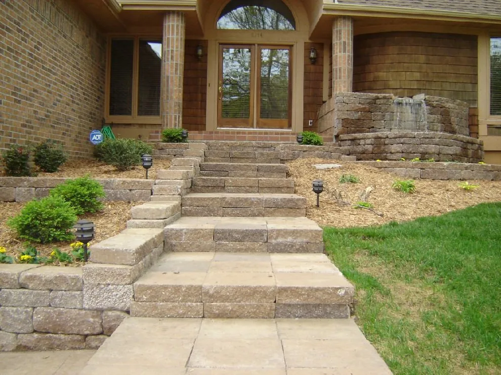 Comprehensive Lawn Solutions - Photo 10