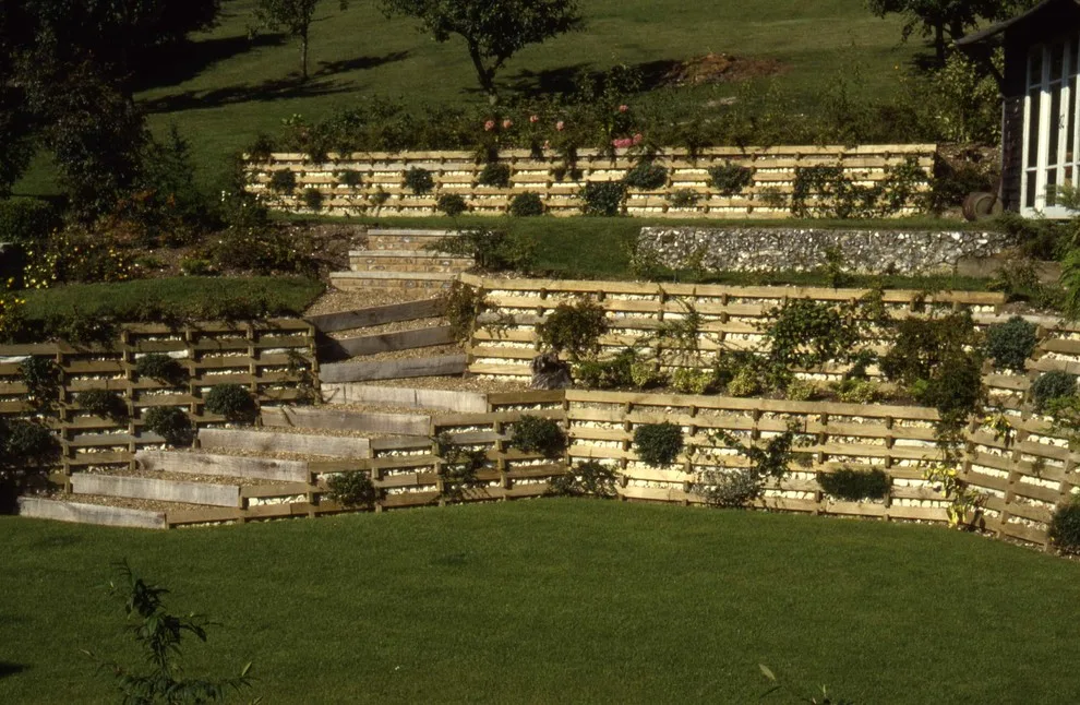 English Landscape LLC - Photo 12
