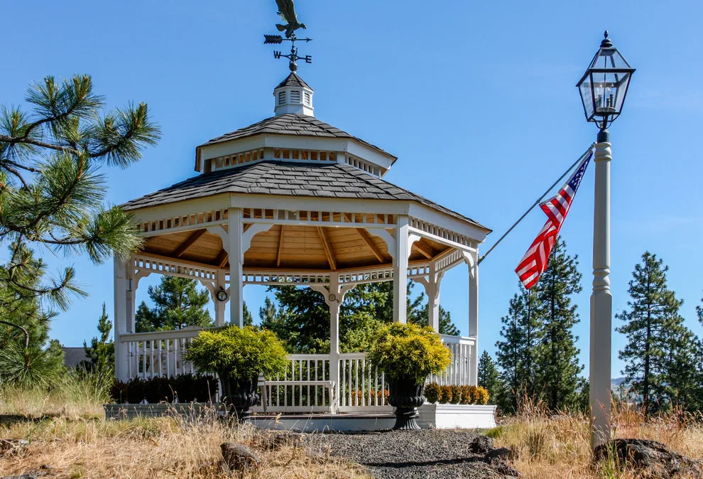 Colonial Hangman Valley by Pacific Garden Design - Photo 17